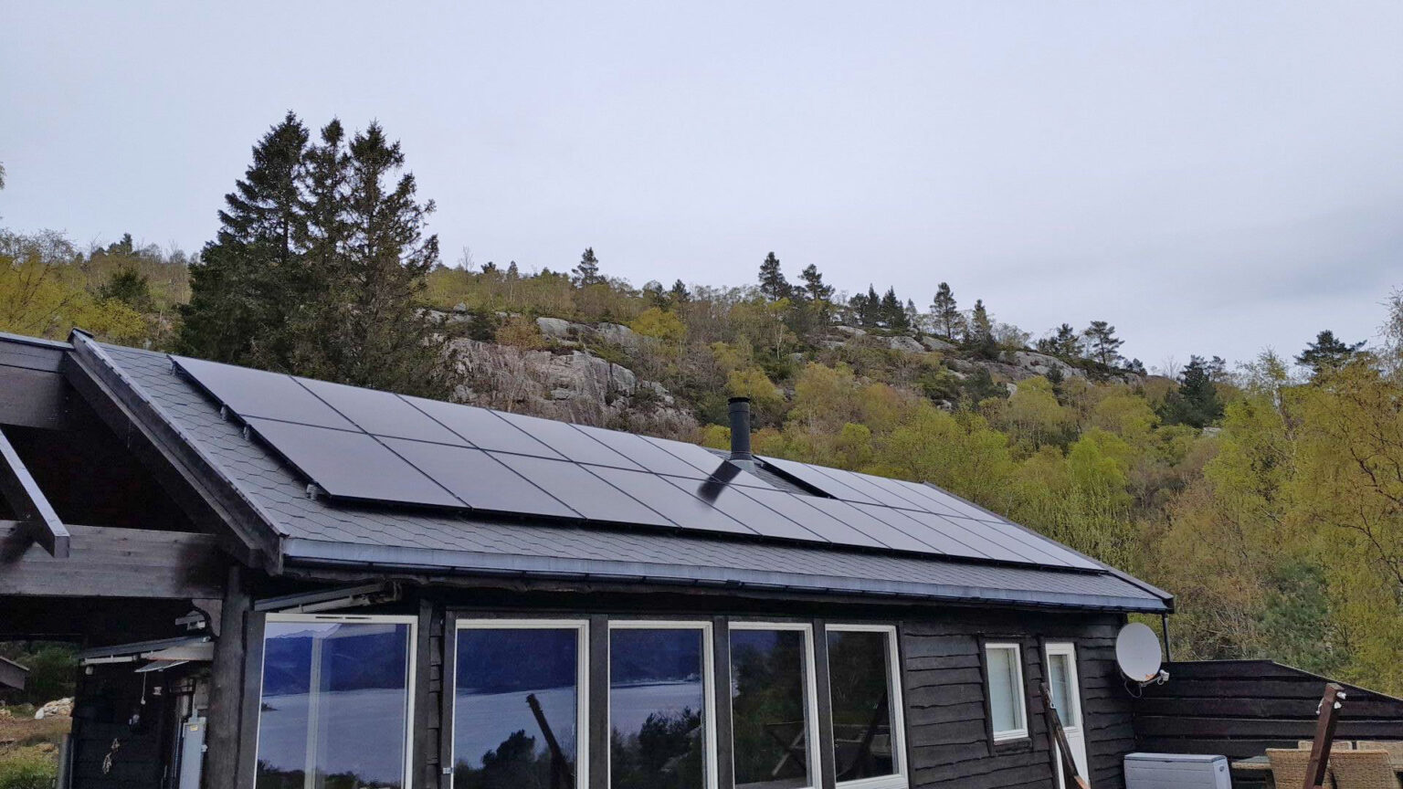 Solcelle-hytte